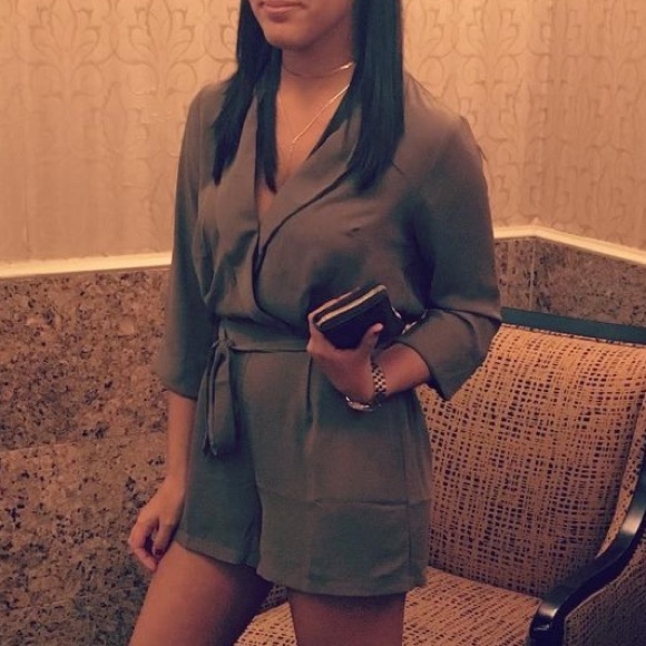 Women's Forever 21 Olive V-Neck Romper - Picture 2 of 2